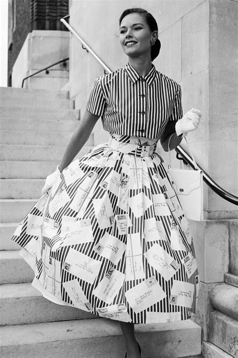 1950s fashion pics|More.